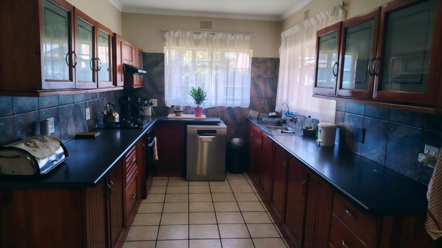 4 Bedroom Property for Sale in Vaalpark Free State